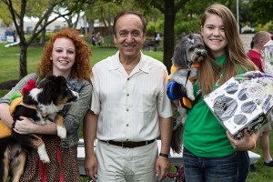 Chancellor Nasser H. Paydar in 2015 enjoyed his first regatta in his new role. He judged the dog costume contest, and was able to congratulate the contestants who took second and third. PHOTO BY LIZ KAYE/IU COMMUNICATIONS