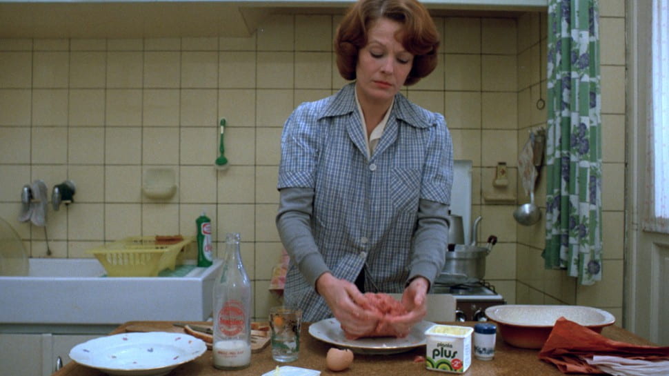 Delphine Seyrig plays the title role in Jeanne Dielman (1975)