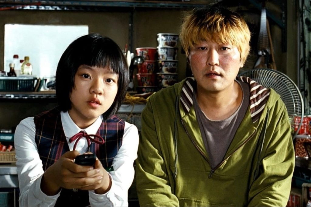 Go Ah-sung and Song Kango-ho play daughter and father in The Host (2006)