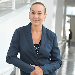 A portrait of Professor Jenn Oliva