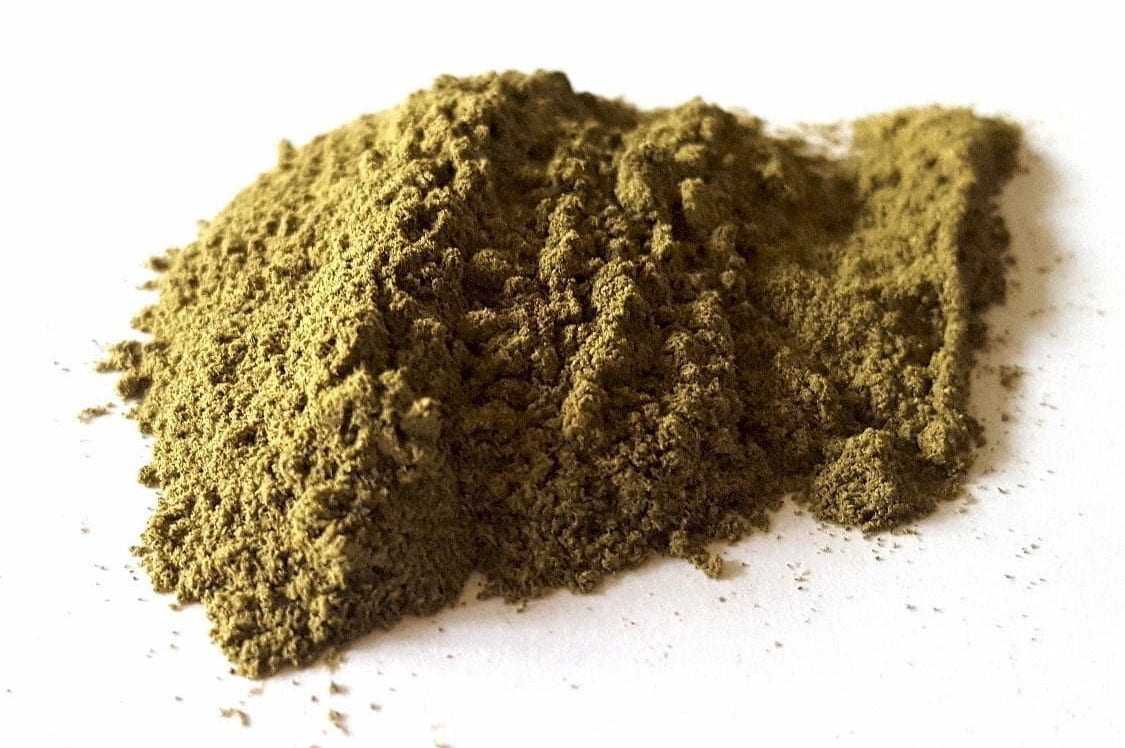 Image of the powder product that comes from grinding up the leaves from mitragyna speciosa.
